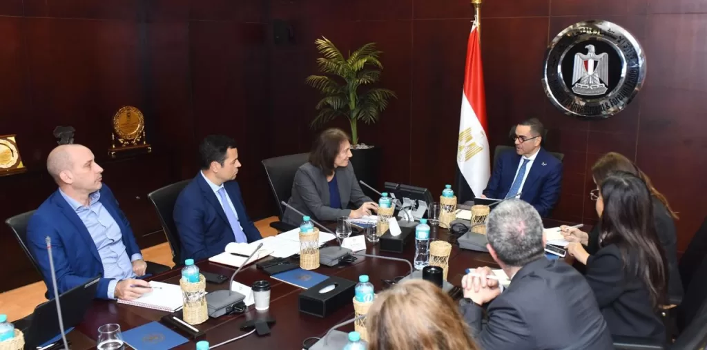 وزير الاستثمار والتجارة الخارجية يلتقي بعثة صندوق النقد الدولي ويستعرض الرؤية الإصلاحية وتحسين بيئة الأعمال 3 - جريدة الجمهورية WhatsApp Image 2025 12 06 at 11.39.33 AM - جريدة الجمهورية