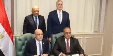 البترول توقع بروتوكولاً للتعامل الآمن مع رواسب العمليات النفطية في إطار رؤية الدولة