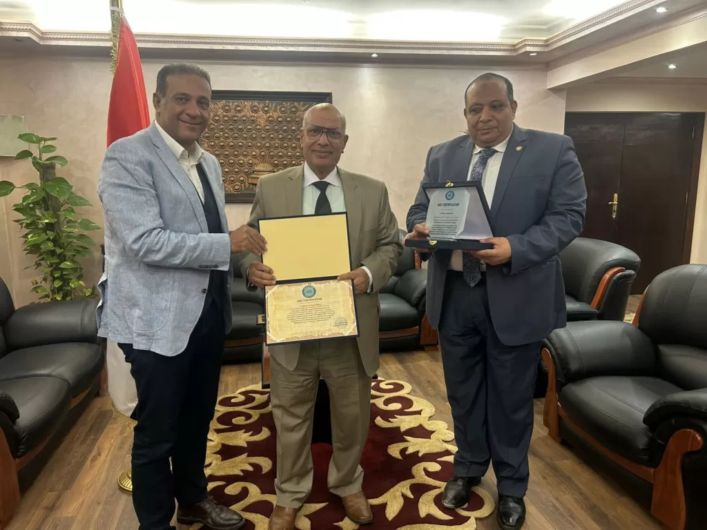 مياه القاهرة تعمل بالذكاء الاصطناعي وتحصل على شهادة دولية متخصصة 2 - جريدة الجمهورية WhatsApp Image 2025 12 07 at 5.58.44 PM1 - جريدة الجمهورية