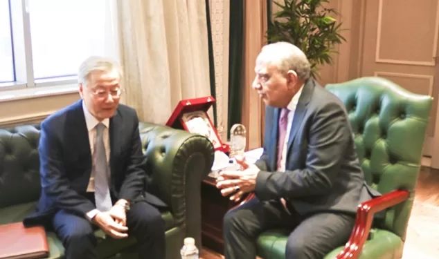 وزير الكهرباء يبحث مع سفير كوريا فرص الاستثمار في الطاقة النظيفة واستخلاص العناصر النادرة 1 - جريدة الجمهورية وزير الكهرباء يبحث مع سفير كوريا فرص الاستثمار في الطاقة النظيفة واستخلاص العناصر النادرة