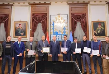 محافظ القاهرة يُكرّم القيادات والعاملين لدورهم في جائزة التميز الحكومي العربي