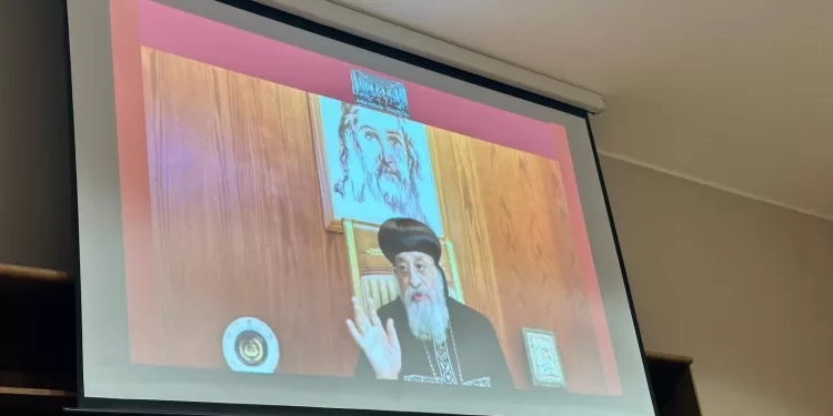 عبر «Zoom».. البابا تواضروس يلتقي شباب إيبارشية ميلانو