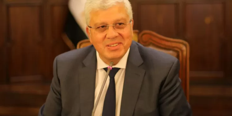 وزير التعليم العالي يهنئ وزير الشباب والرياضة لإختياره رئيسًا للجنة الحكومية الدولية للتربية البدنية والرياضة باليونسكو