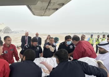 الخارجية تسهّل نقل مواطن مصري من الكويت لديه ظروف طبية خاصة