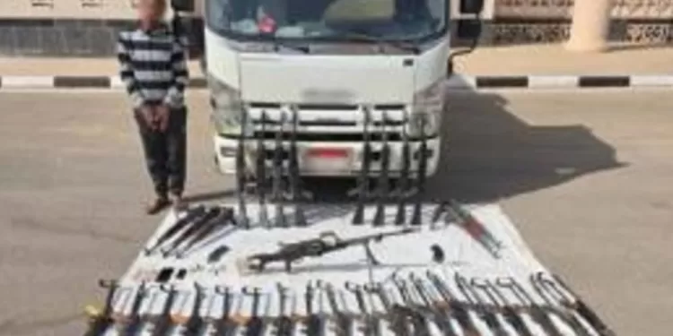 «الداخلية»: مصرع عنصر إجرامي شديد الخطورة بالفيوم.. وإسقاط بؤر للمخدرات والسلاح بـ99 مليون جنيه 1 - جريدة الجمهورية جريمة داخل مدرسة إعدادية.. شاب يعتدي على «مدرس» بطعنات «مقص»