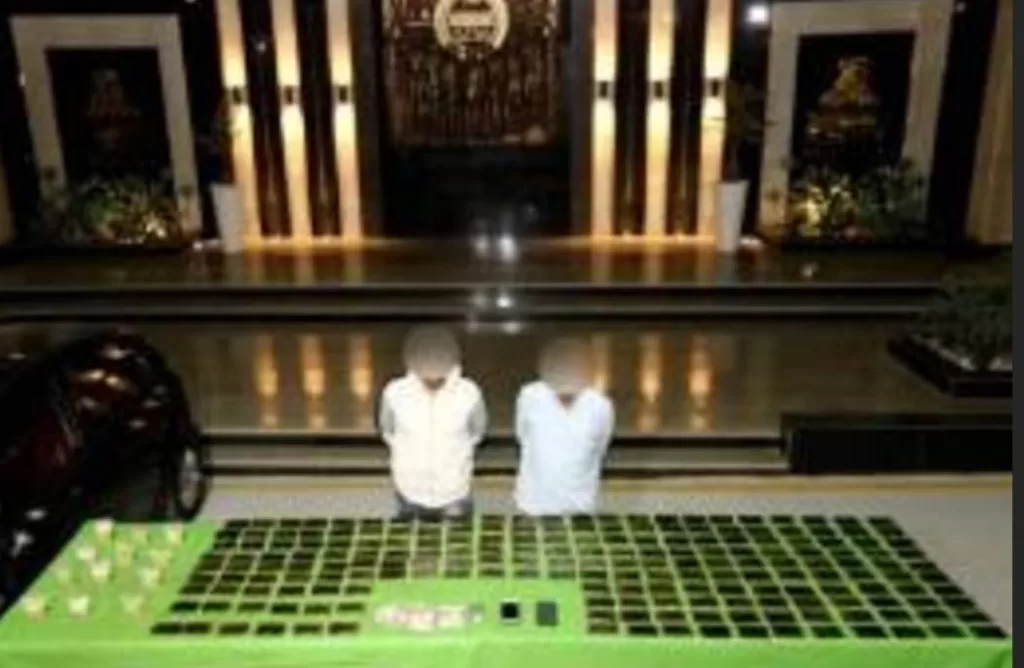 «الداخلية»: مصرع عنصر إجرامي شديد الخطورة بالفيوم.. وإسقاط بؤر للمخدرات والسلاح بـ99 مليون جنيه 10 - جريدة الجمهورية WhatsApp Image 2025 12 12 at 5.39.04 PM 1 - جريدة الجمهورية