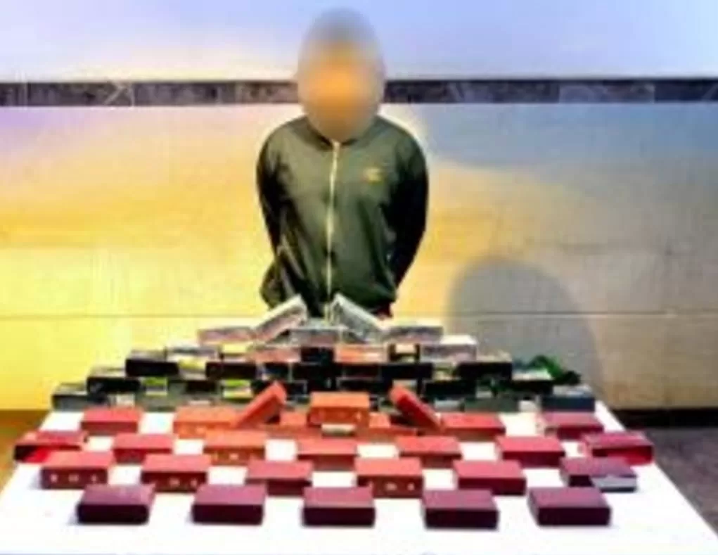 «الداخلية»: مصرع عنصر إجرامي شديد الخطورة بالفيوم.. وإسقاط بؤر للمخدرات والسلاح بـ99 مليون جنيه 2 - جريدة الجمهورية WhatsApp Image 2025 12 12 at 5.39.05 PM - جريدة الجمهورية