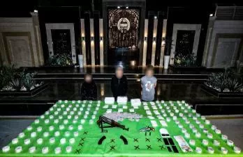 مصرع «شقي خطر» بعد معركة برصاص الآلي في القليوبية.. سقط مع أعوانه بشحنة مخدرات بـ88 مليون جنيه و129 بندقية 2 - جريدة الجمهورية WhatsApp Image 2025 12 14 at 1.28.37 PM 1 - جريدة الجمهورية