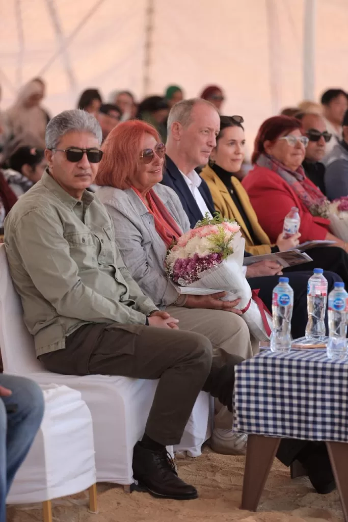 وزير السياحة والآثار يشهد إزاحة الستار عن تمثالين ضخمين للملك أمنحتب الثالث بالأقصر ويكرم الدكتورة هوريج سوروزيان 2 - جريدة الجمهورية WhatsApp Image 2025 12 14 at 3.38.23 PM 2 - جريدة الجمهورية