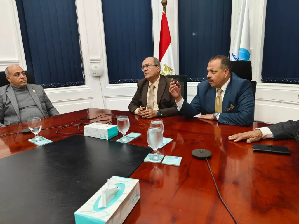 رئيس نقابة المرافق: صرف «مكافأة نهاية الخدمة» للعاملين بالمياه والصرف الصحي بعد انعقاد الجمعية العمومية 3 - جريدة الجمهورية WhatsApp Image 2025 12 14 at 8.24.02 PM 1 - جريدة الجمهورية