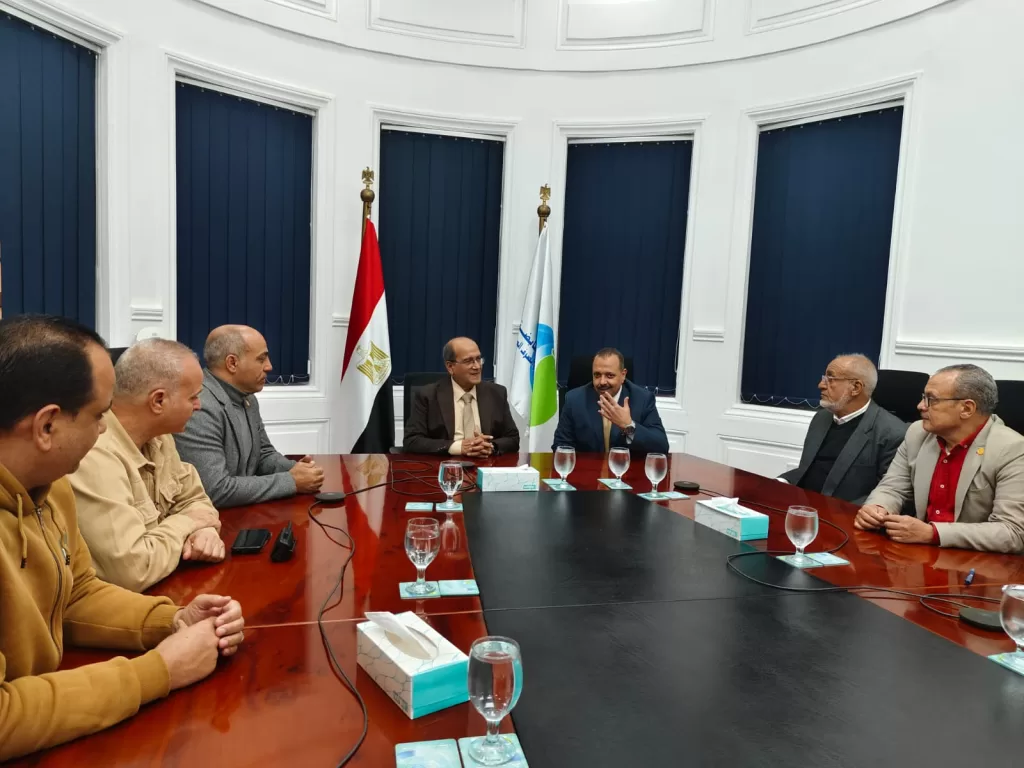 رئيس نقابة المرافق: صرف «مكافأة نهاية الخدمة» للعاملين بالمياه والصرف الصحي بعد انعقاد الجمعية العمومية 9 - جريدة الجمهورية WhatsApp Image 2025 12 14 at 8.24.03 PM - جريدة الجمهورية