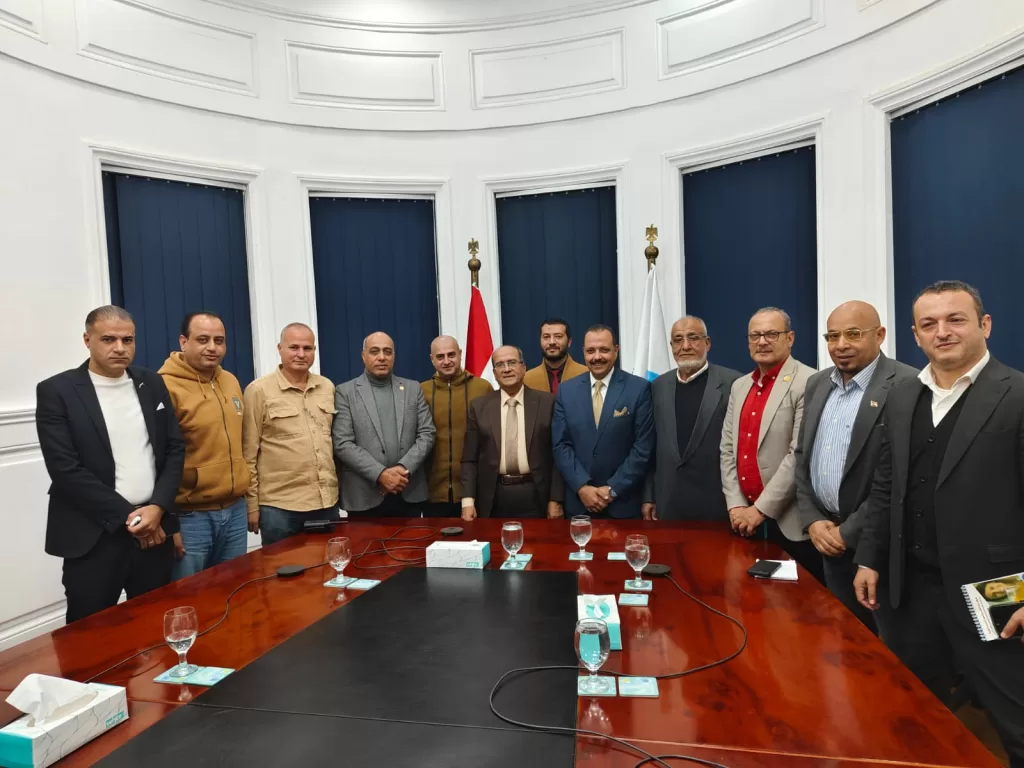 رئيس نقابة المرافق: صرف «مكافأة نهاية الخدمة» للعاملين بالمياه والصرف الصحي بعد انعقاد الجمعية العمومية 7 - جريدة الجمهورية WhatsApp Image 2025 12 14 at 8.24.03 PM 2 - جريدة الجمهورية