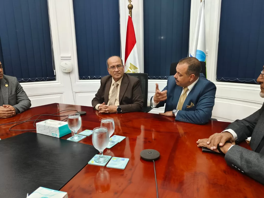 رئيس نقابة المرافق: صرف «مكافأة نهاية الخدمة» للعاملين بالمياه والصرف الصحي بعد انعقاد الجمعية العمومية 10 - جريدة الجمهورية WhatsApp Image 2025 12 14 at 8.24.04 PM 1 - جريدة الجمهورية