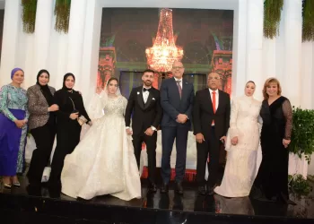 «جبران» وقيادات عمال مصر وقطاع البترول يشاركون «صابر» حفل زفاف كريمته 2 - جريدة الجمهورية «جبران» وقيادات عمال مصر وقطاع البترول يشاركون «صابر» حفل زفاف كريمته