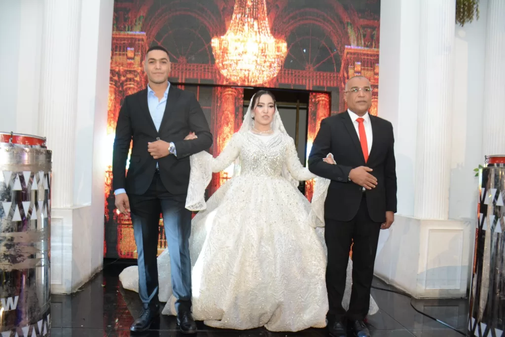 «جبران» وقيادات عمال مصر وقطاع البترول يشاركون «صابر» حفل زفاف كريمته 8 - جريدة الجمهورية WhatsApp Image 2025 12 14 at 8.28.03 PM 1 - جريدة الجمهورية