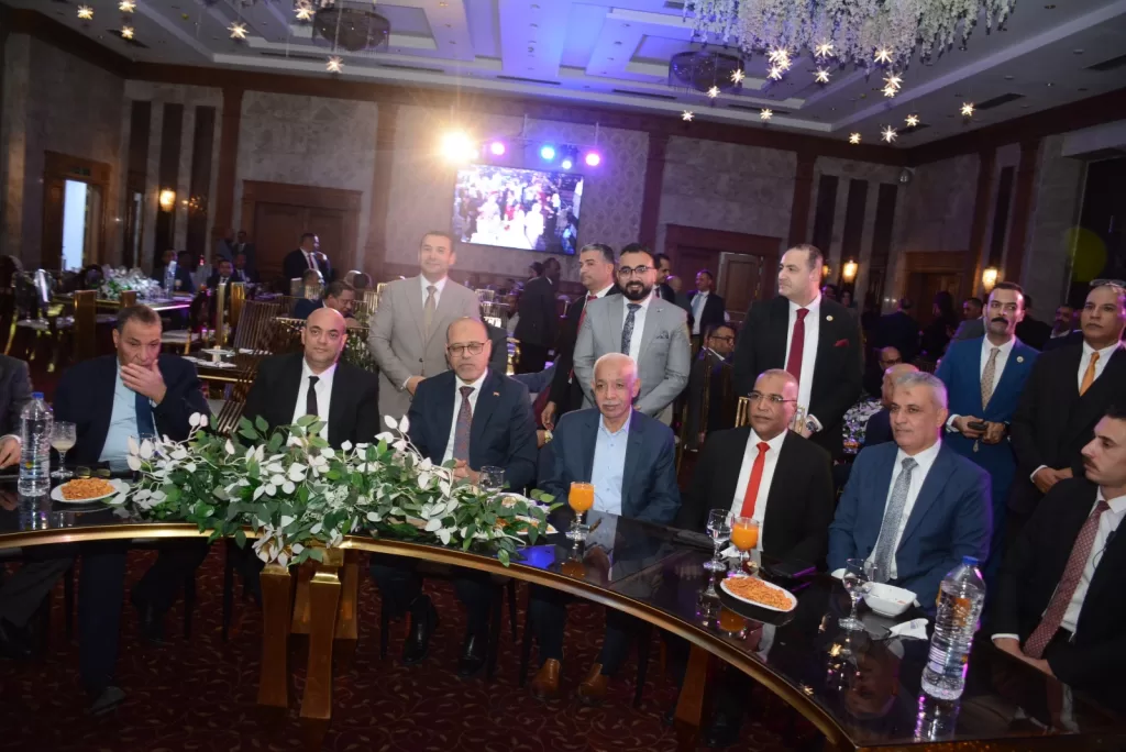 «جبران» وقيادات عمال مصر وقطاع البترول يشاركون «صابر» حفل زفاف كريمته 10 - جريدة الجمهورية WhatsApp Image 2025 12 14 at 8.28.04 PM 1 - جريدة الجمهورية