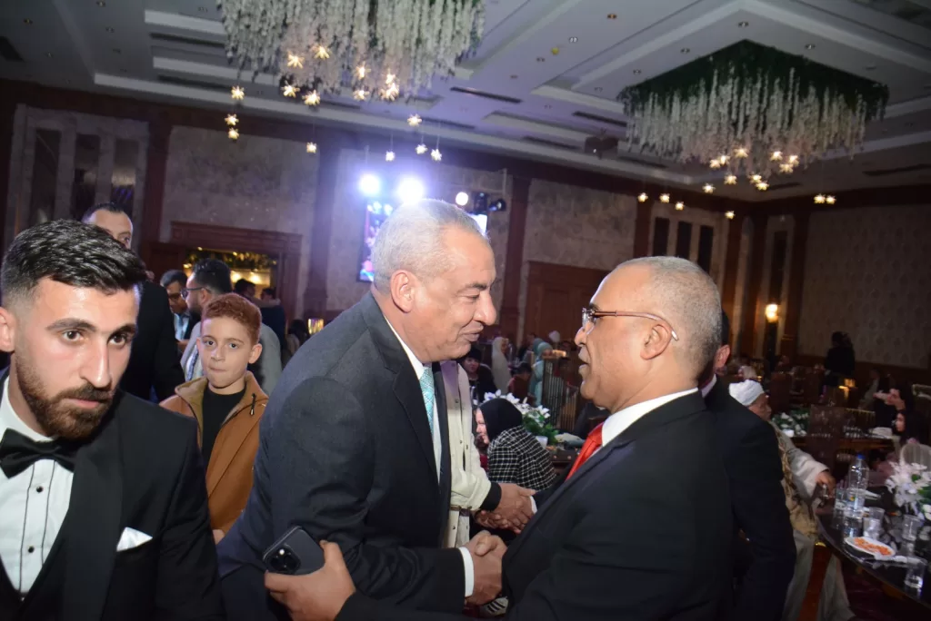 «جبران» وقيادات عمال مصر وقطاع البترول يشاركون «صابر» حفل زفاف كريمته 6 - جريدة الجمهورية WhatsApp Image 2025 12 14 at 8.28.04 PM 3 - جريدة الجمهورية