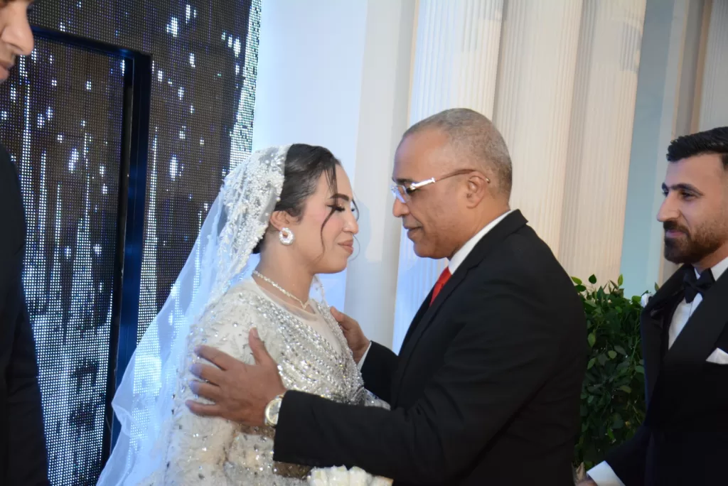 «جبران» وقيادات عمال مصر وقطاع البترول يشاركون «صابر» حفل زفاف كريمته 2 - جريدة الجمهورية WhatsApp Image 2025 12 14 at 8.28.05 PM - جريدة الجمهورية