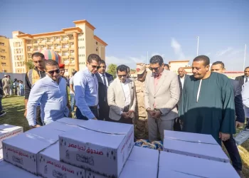 بالتعاون مع المنطقة الجنوبية العسكرية.. "تحيا مصر" يدعم آلاف الأسر والطلاب في الأقصر 3 - جريدة الجمهورية بالتعاون مع المنطقة الجنوبية العسكرية.. “تحيا مصر” يدعم آلاف الأسر والطلاب في الأقصر