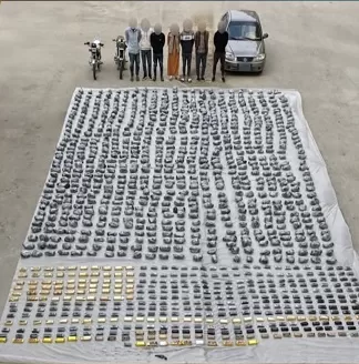 ضبط تشكيل عصابي شديد الخطورة في السويس بـ«طن ونصف مخدرات» قيمتها 90 مليون جنيهًا 1 - جريدة الجمهورية ضبط تشكيل عصابي شديد الخطورة في السويس بـ«طن ونصف مخدرات» قيمتها 90 مليون جنيهًا