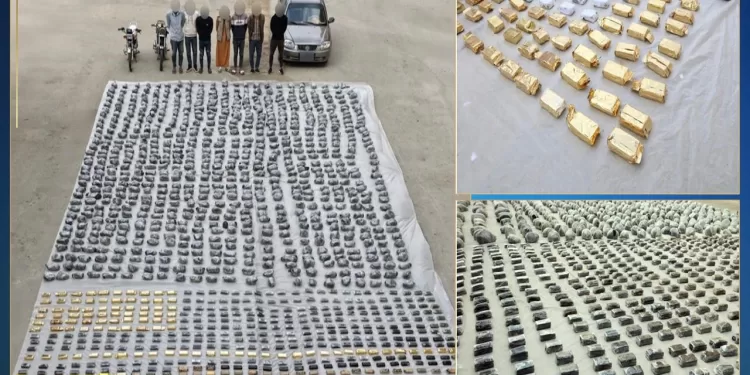 ضبط 7 تُجّار لـ«الكيف المدمر» بطن ونصف مخدرات.. سقطوا بعد مطاردة مع رجال الشرطة بالسويس