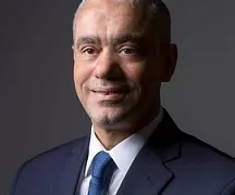 محمد العربي: استثمارات جديدة لزيادة المكون المحلي وتحويل مصر إلى قاعدة إقليمية لصناعة الأجهزة