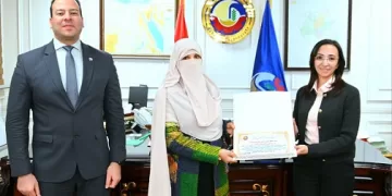 تكريم كوادر صحية بالبحيرة تقديرًا لإنجازات طبية وإشادات دولية