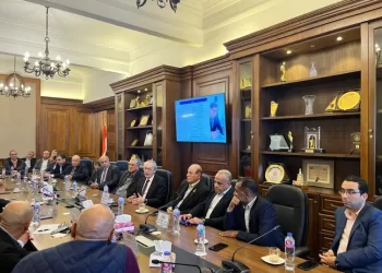 رجال أعمال الإسكندرية وحماية المستهلك يبحثان تسوية الشكاوى ونزاعات التصنيع والعقار