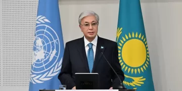 «توكايف» يقترح إنشاء فرع لجامعة الأمم المتحدة لحل قضايا الأمن المائى والمناخى