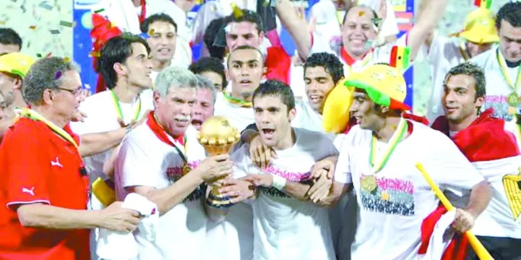 حسام حسن: المباراة مهمة.. و«صلاح» سيكون نجم البطولة