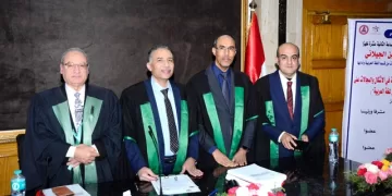 «آداب القاهرة» تمنح المستشار الثقافي الموريتاني المختار الجيلاني الدكتوراه بمرتبة الشرف الأولى