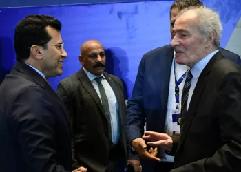 وزير الرياضة يهنئ الدكتور حسن مصطفى لفوزه برئاسة الاتحاد الدولي لكرة اليد