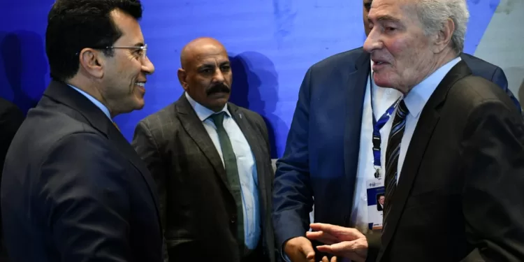 وزير الرياضة يهنئ الدكتور حسن مصطفى لفوزه برئاسة الاتحاد الدولي لكرة اليد