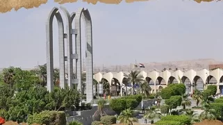 جامعة العاصمة تُطلق سلسلة «من هنا بدأت الحكاية» احتفالًا باليوبيل الذهبي