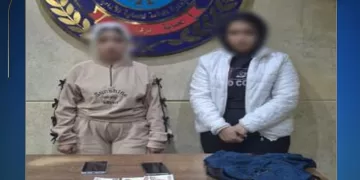 سقوط سيدتين بتهمة الترويج للأعمال المنافية للآداب عبر تطبيقات المحمول بالجيزة