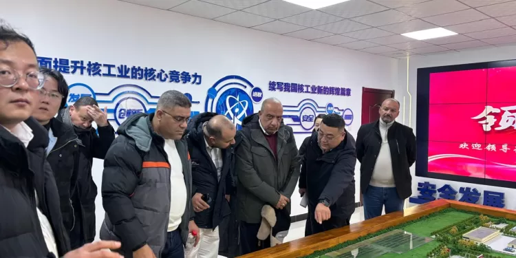 وزير الكهرباء يبحث نقل التكنولوجيا الصينية في استكشاف وتعدين الخامات