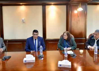 لجنة الدراما بالأعلى للإعلام تناقش أزمات كتاب الدراما مع أيمن سلامة