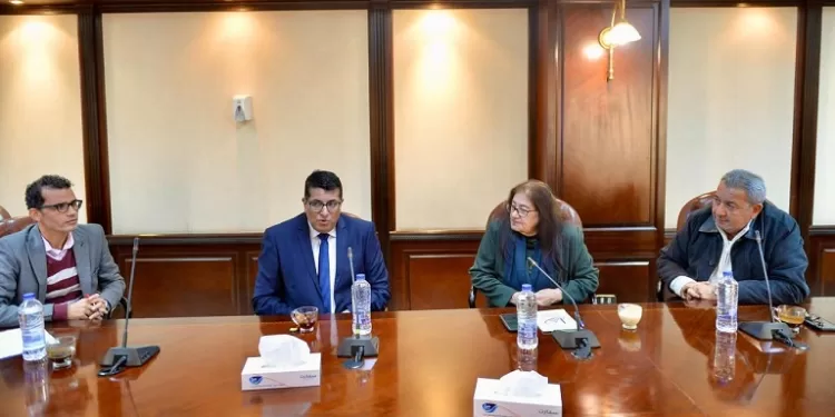 لجنة الدراما بالأعلى للإعلام تناقش أزمات كتاب الدراما مع أيمن سلامة