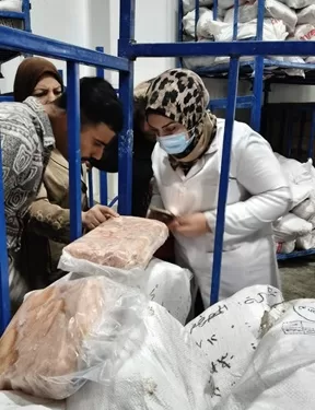 ضبط  14 طن و 380 كيلو لحوم و دواجن منتهية الصلاحية بالشرقية