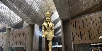 «السياحة والآثار»: Visit-GEM.com المنصة الرسمية الوحيدة لحجز تذاكر المتحف المصري الكبير