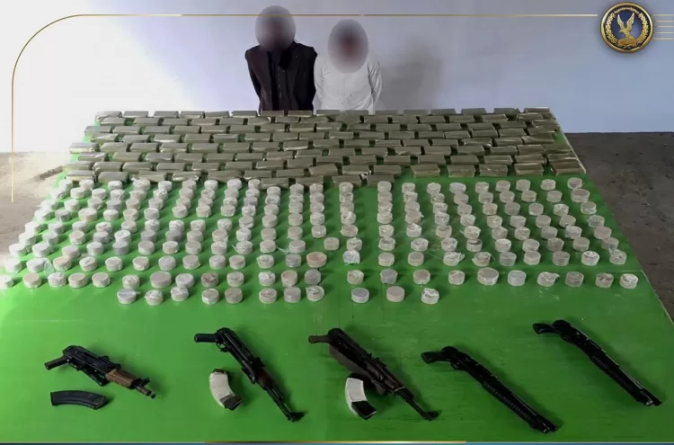 مصرع 3 بلطجية بعد معركة مع الشرطة بالإسكندرية.. سقطوا داخل أوكارهم بنصف طن «حشيش وأفيون وهيروين» بـ55 مليون جنيه