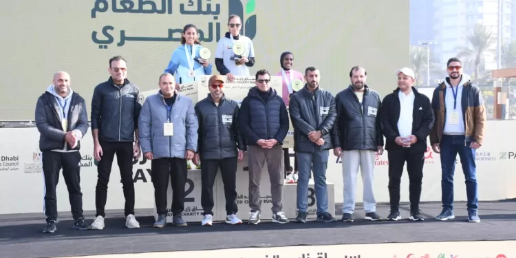 صبحي يطلق إشارة البدء للنسخة العاشرة من ماراثون زايد الخيري لصالح بنك الطعام المصري