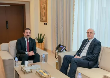 رئيس جهاز «مستقبل مصر» يبحث مع رئيس «تنظيم الاتصالات» تعزيز البنية التحتية الذكية للمشروعات القومية