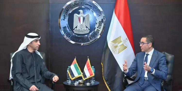 مباحثات مصرية إماراتية لتعزيز التجارة والاستثمار ودفع التعاون في القطاعات ذات الأولوية