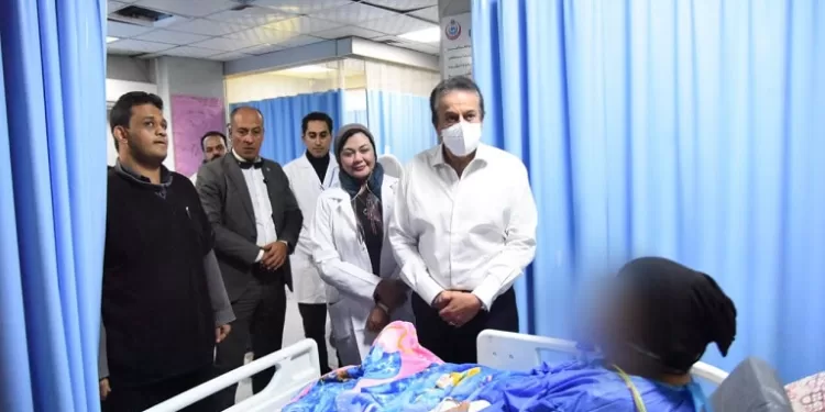 زيارة مفاجئة لوزير الصحة لمستشفى الواسطى المركزي لمتابعة جودة الخدمات