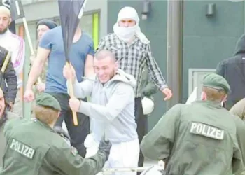 صعدنا للدور الـ 16 رغم غلطة «العميد» وكفاح «الغزلان»