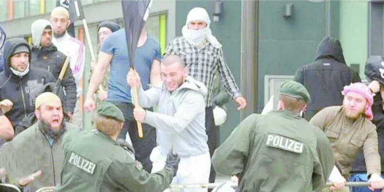 صعدنا للدور الـ 16 رغم غلطة «العميد» وكفاح «الغزلان»