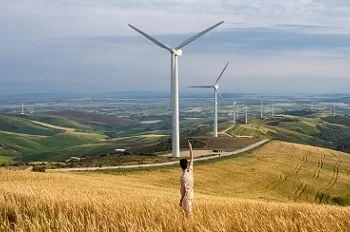 غرينبيس الشرق الأوسط: التحول الطاقي في المنطقة يغيّر التكنولوجيا بوتيرة أسرع مما يغيّر موازين القوة