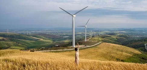 «العربية للبيئة» تطالب بمراجعة قرار وقف العمل بآلية صافي القياس دعمًا للطاقة المتجددة 1 - جريدة الجمهورية جرينبيس الشرق الأوسط: التحول الطاقي في المنطقة يغيّر التكنولوجيا بوتيرة أسرع مما يغيّر موازين القوة