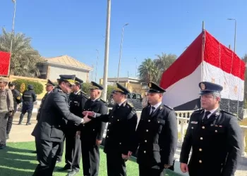 محافظة الفيوم تحتفل بعيد الشرطة الـ 74 بوضع إكليل من الزهور على النصب التذكاري 9 - جريدة الجمهورية محافظة الفيوم تحتفل بعيد الشرطة الـ 74 بوضع إكليل من الزهور على النصب التذكاري